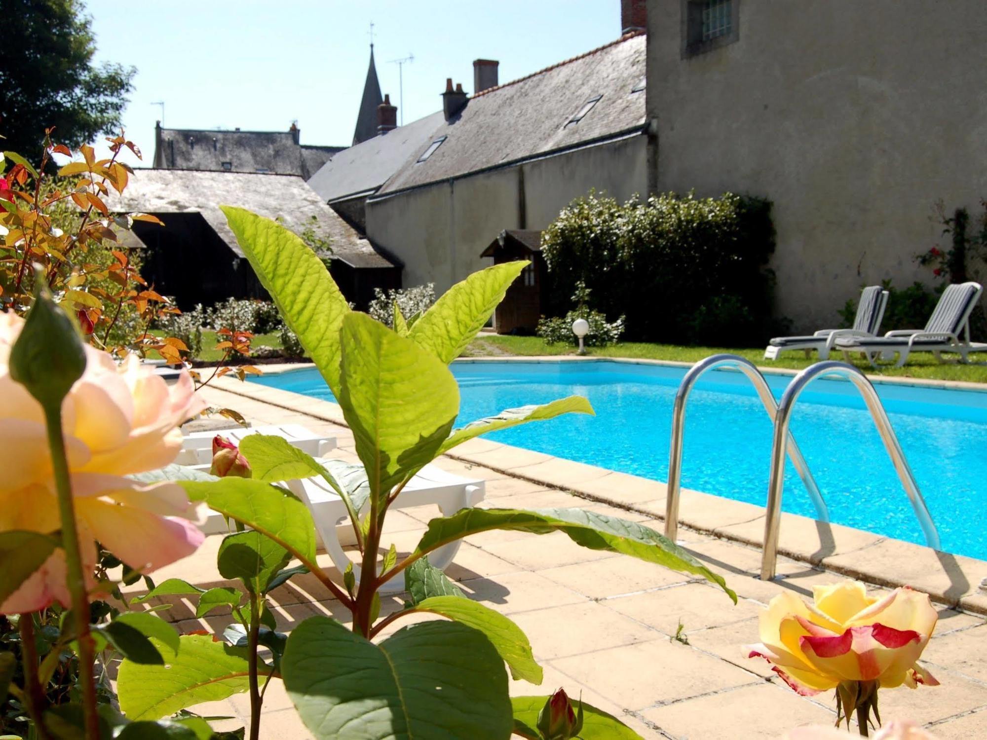 Le Cheval Blanc Hotel Blere